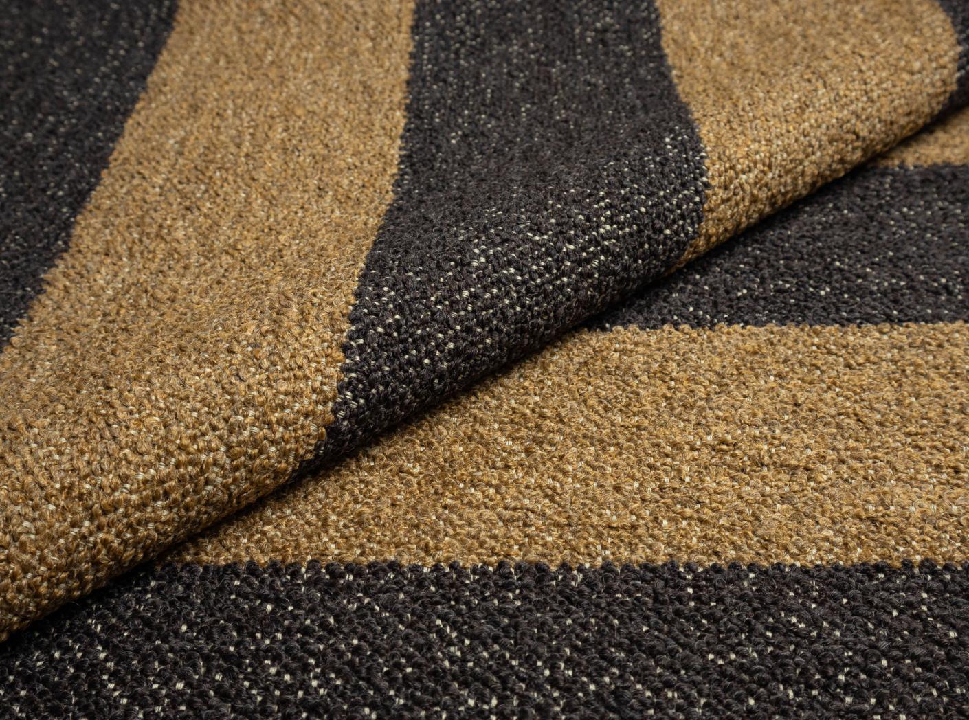 Kangas Barnum Stripe 35 Fudge/Shale Kangas Barnum Stripe 35 Fudge/Shale