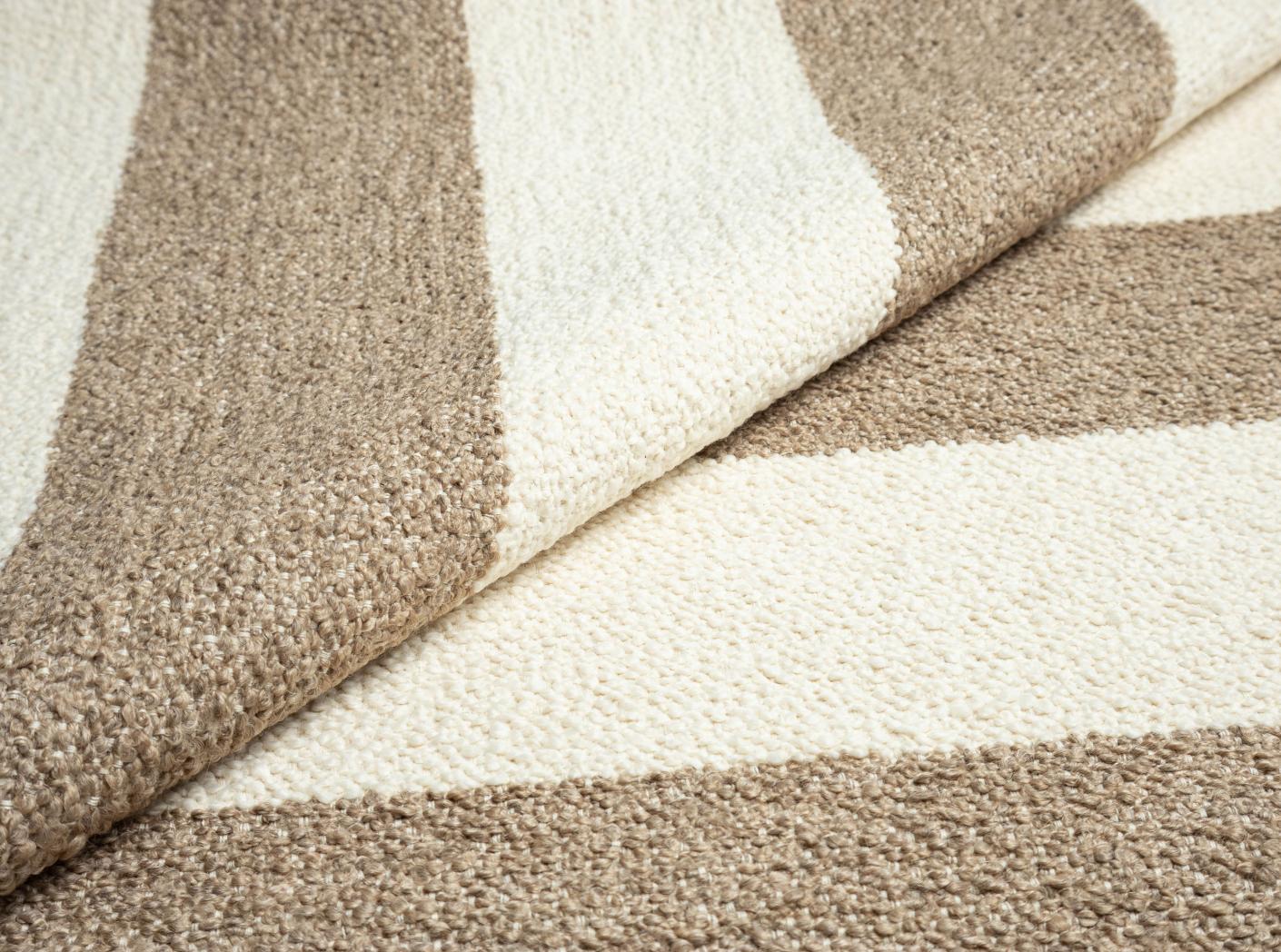 Kangas Barnum Stripe 8 Juta/Lana Kangas Barnum Stripe 8 Juta/Lana