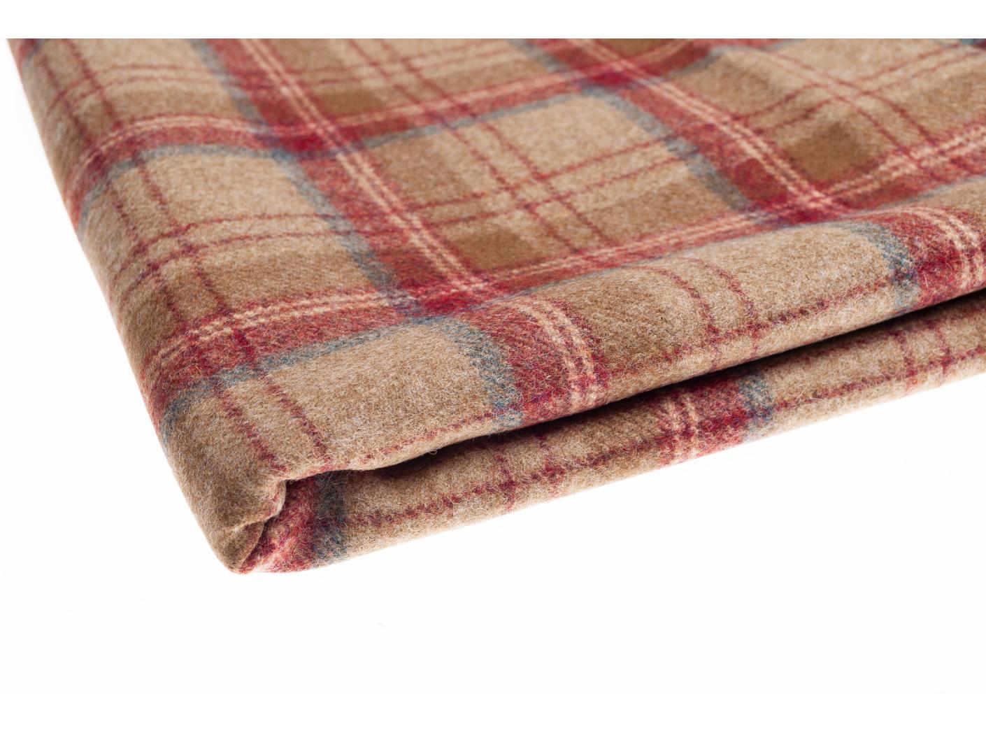 Kangas Howden Scarlet Kangas Howden Scarlet