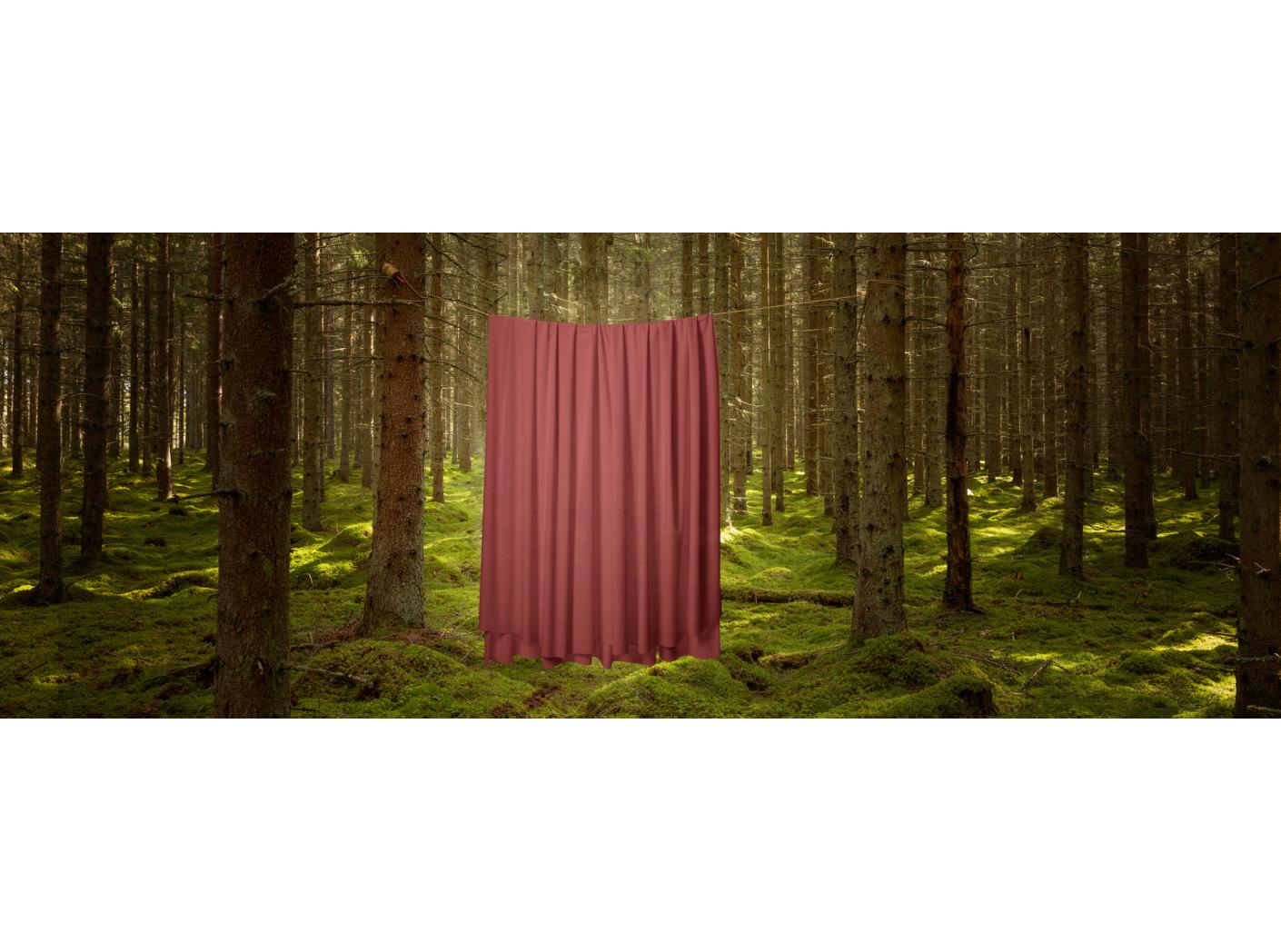 Gardin Roma Velvet FR 27 Wine 300 cm Gardin Roma Velvet FR 27 Wine 300 cm