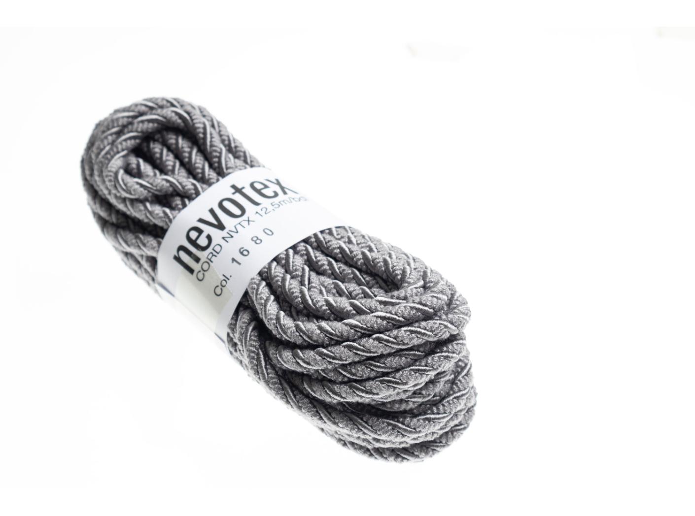 NYÖRI NVTX MATTA/KIILTÄVÄ 1680 NYÖRI NVTX MATTA/KIILTÄVÄ 1680