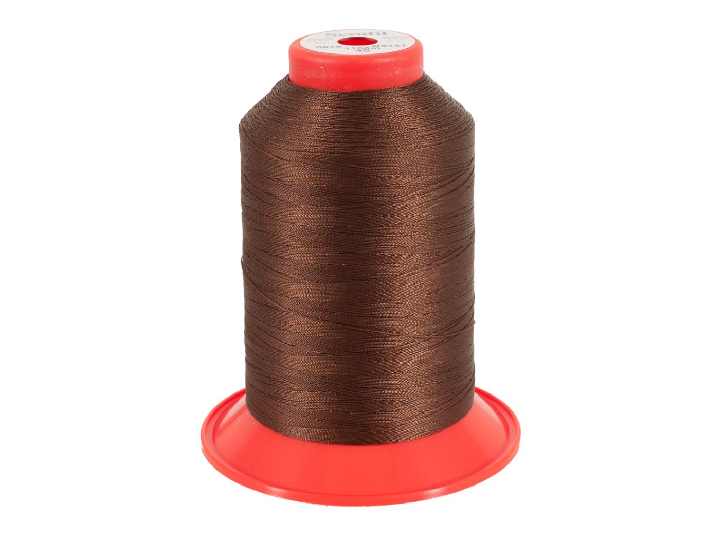 Serafil 40, fg 975, 1200 m (mörkbrun) Serafil 40, fg 975, 1200 m (mörkbrun)