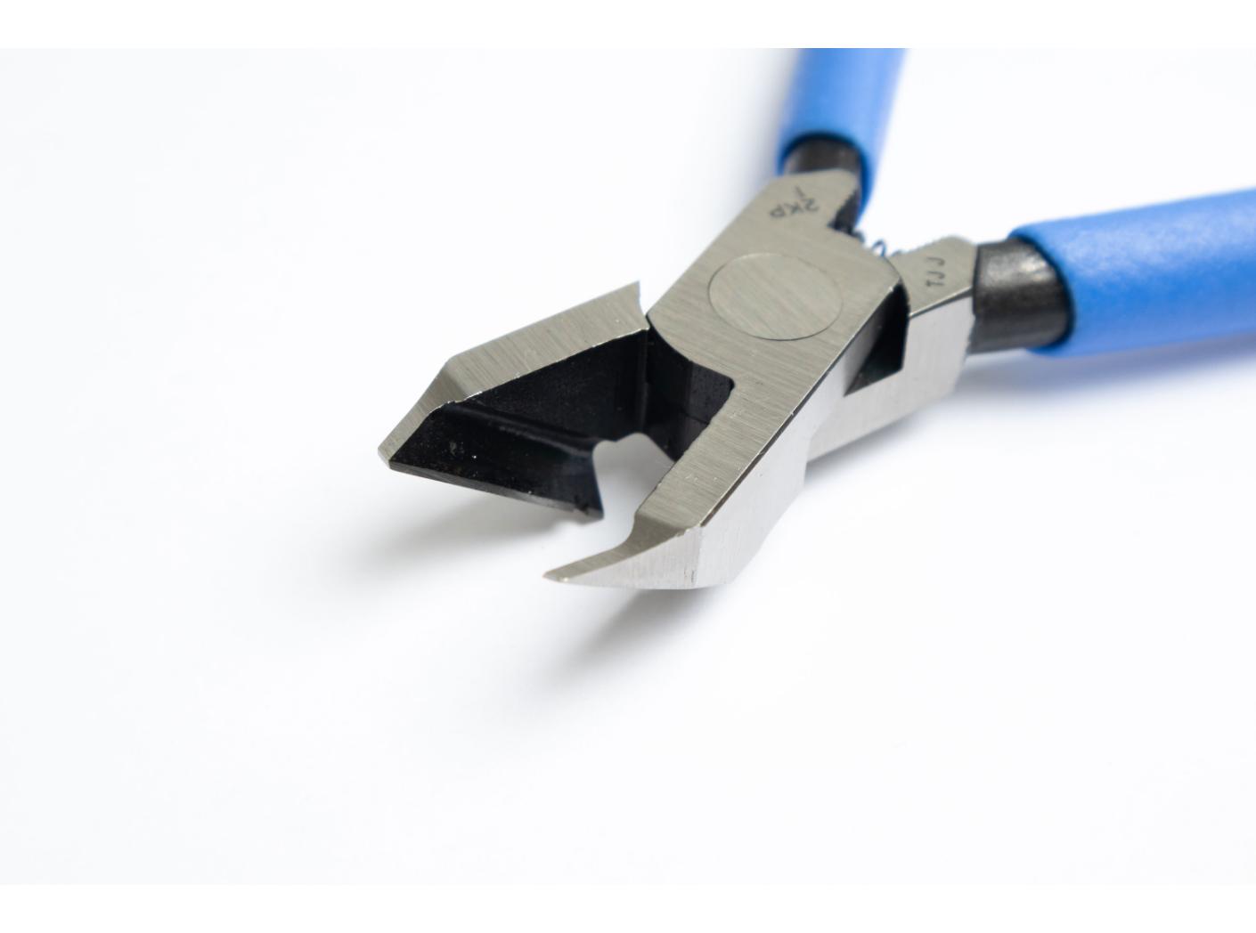 Vinosivuleikkuri 150mm jousella ( sininen) Vinosivuleikkuri 150mm jousella ( sininen)