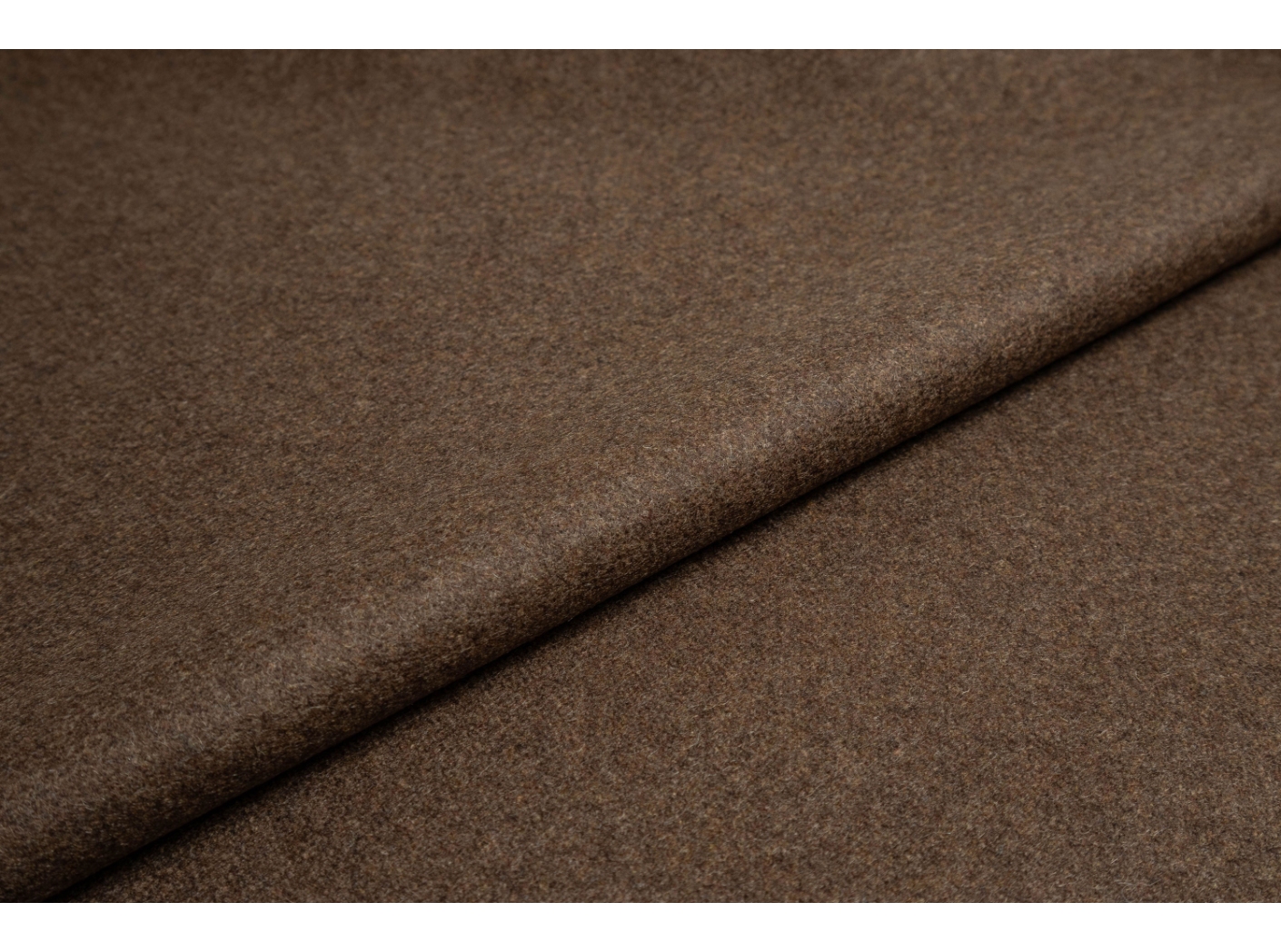 Kangas Wooly 2317 Solid Brown Kangas Wooly 2317 Solid Brown