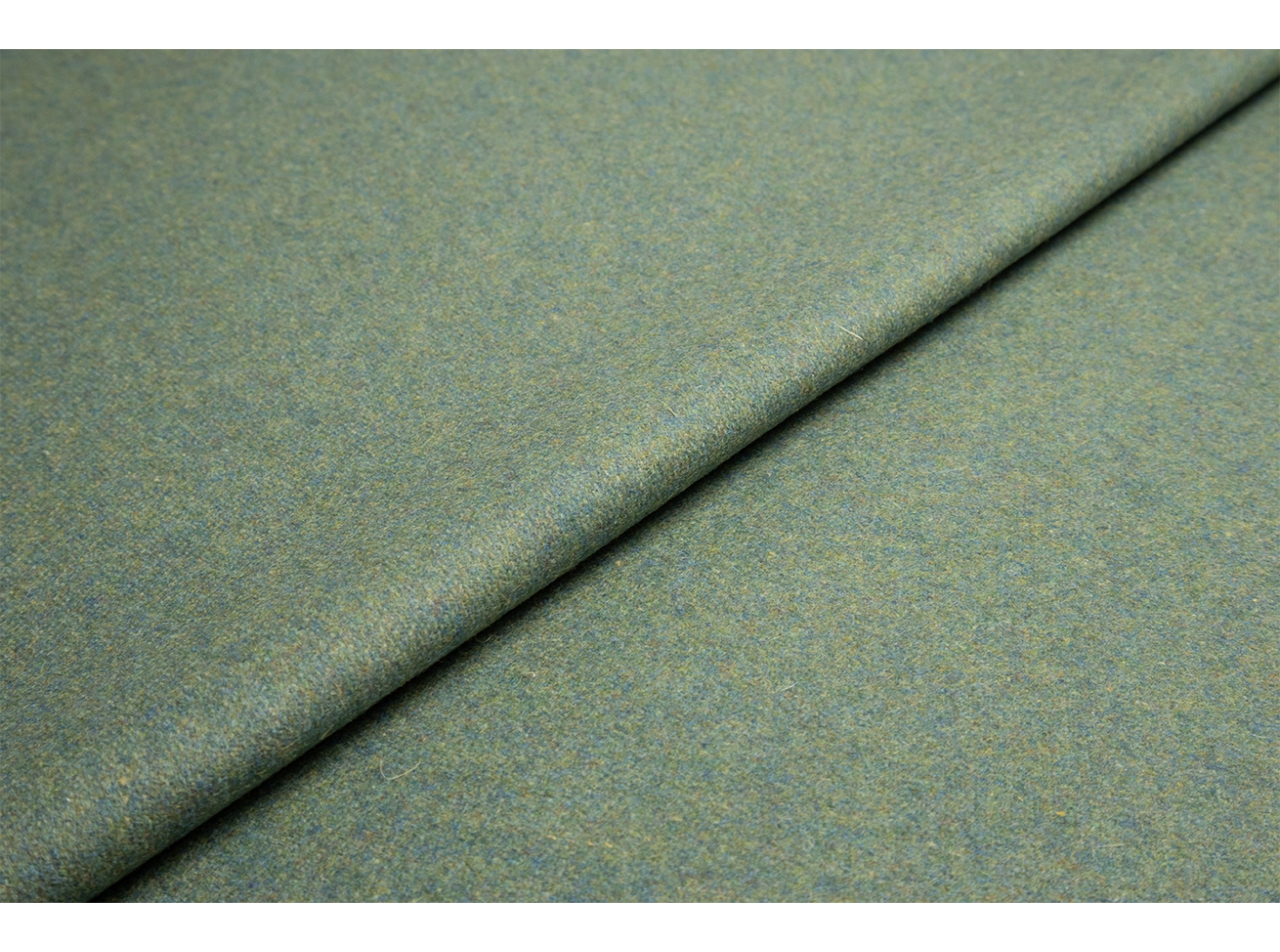 Kangas Wooly 2323 Cold Green Kangas Wooly 2323 Cold Green
